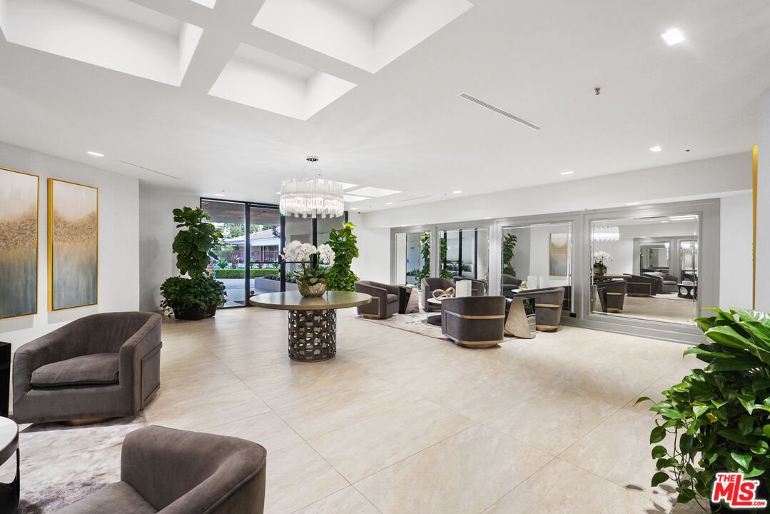 2102 CENTURY PARK LN Unit: 305