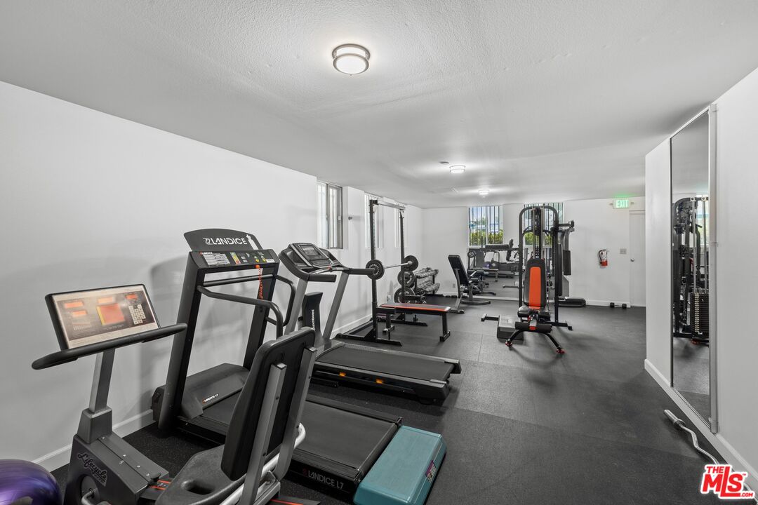 964 Hancock Ave Unit: 103