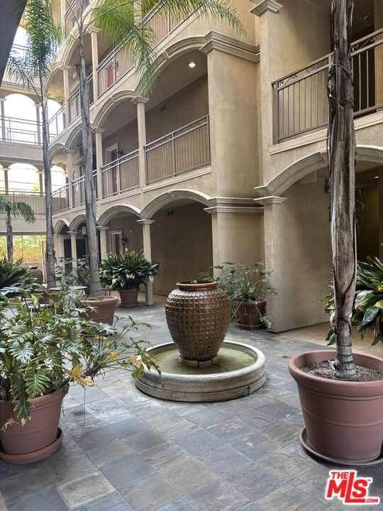 432 S WILLAMAN DR Unit: 202