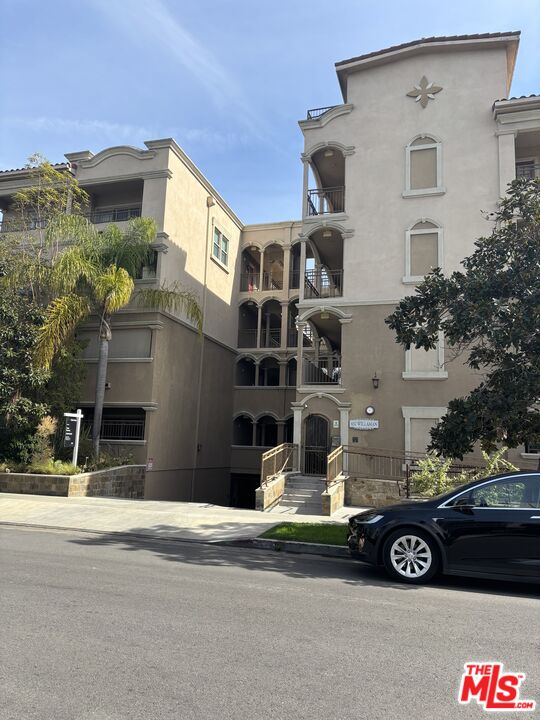 432 S WILLAMAN DR Unit: 202