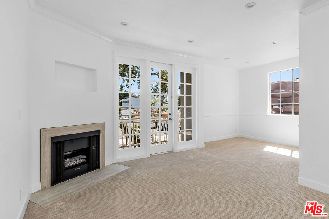 9800 Vidor Dr Unit: 203