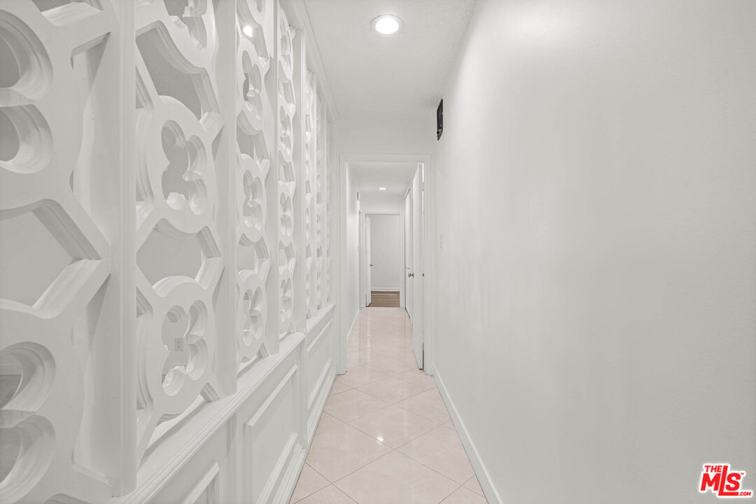 8704 Gregory Way Unit: 1