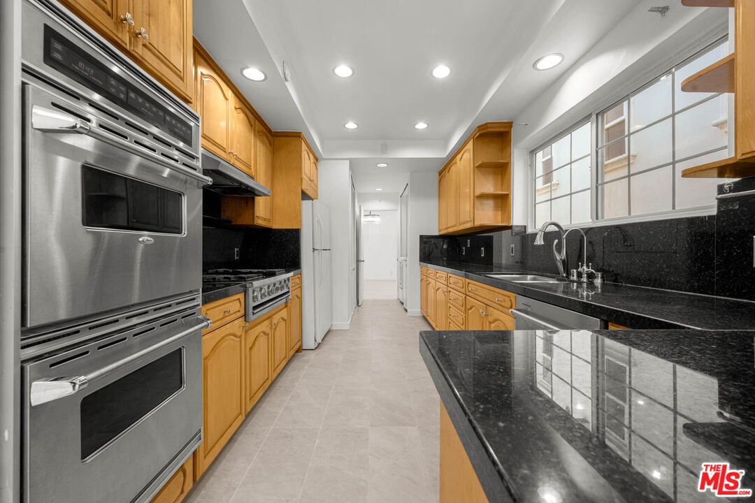 8704 Gregory Way Unit: 1