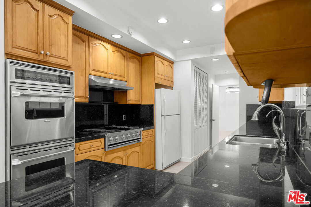 8704 Gregory Way Unit: 1