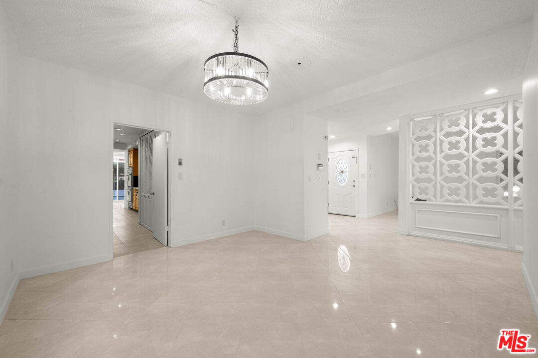 8704 Gregory Way Unit: 1