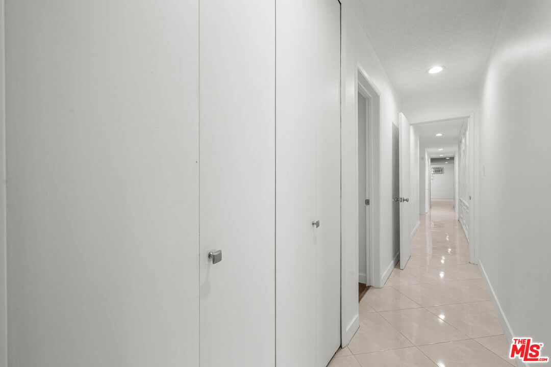 8704 Gregory Way Unit: 1