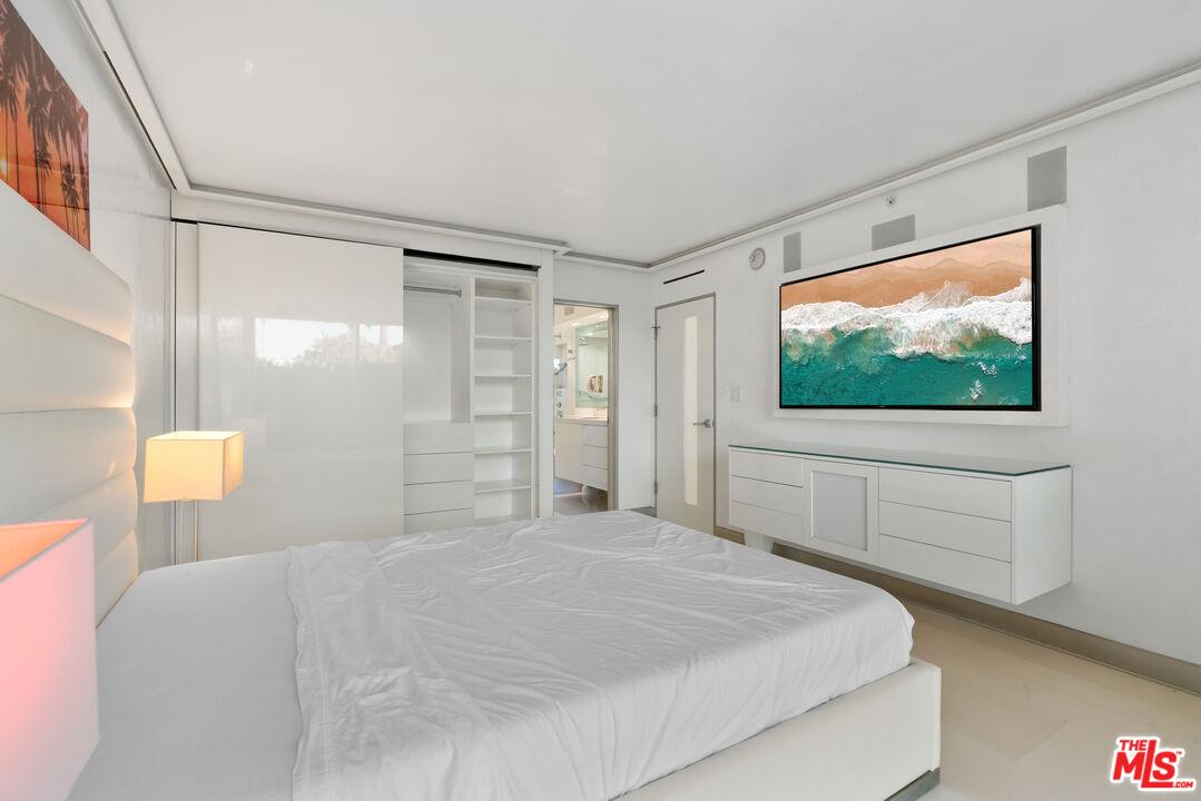 201 Ocean Ave Unit: 409P