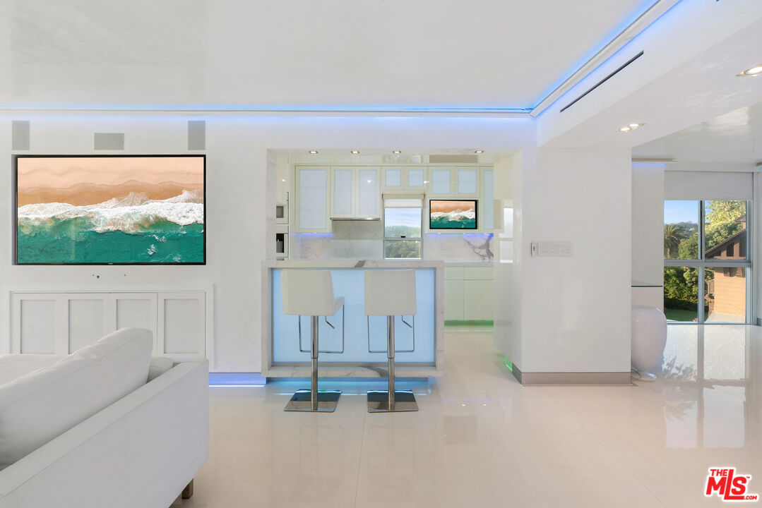 201 Ocean Ave Unit: 409P