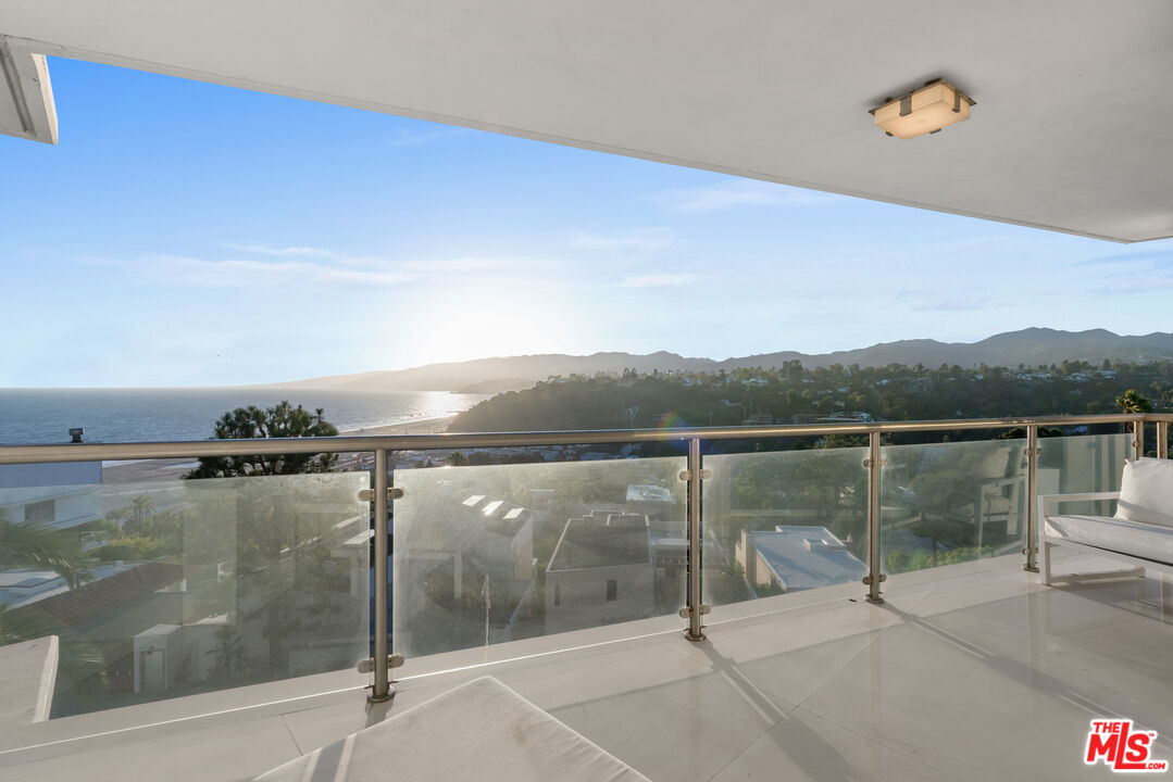 201 Ocean Ave Unit: 409P