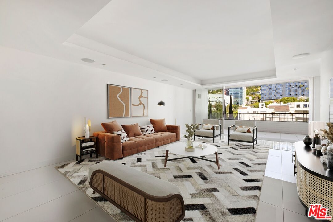 1100 Alta Loma Rd Unit: 1002