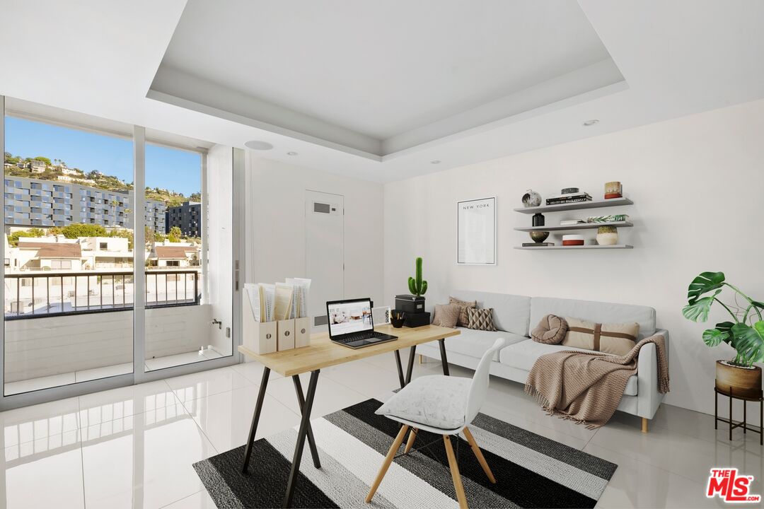 1100 Alta Loma Rd Unit: 1002