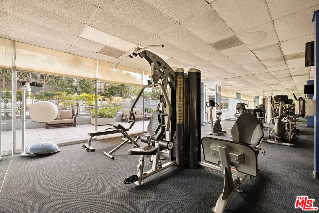 10450 Wilshire Blvd Unit: 7E