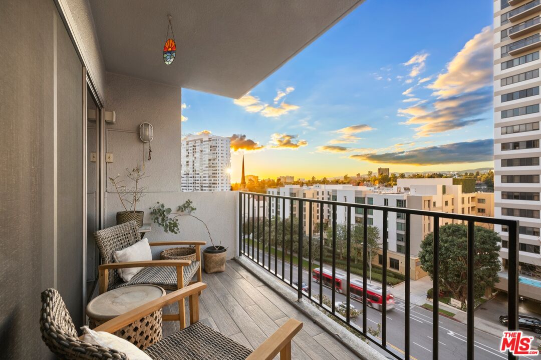 10450 Wilshire Blvd Unit: 7E