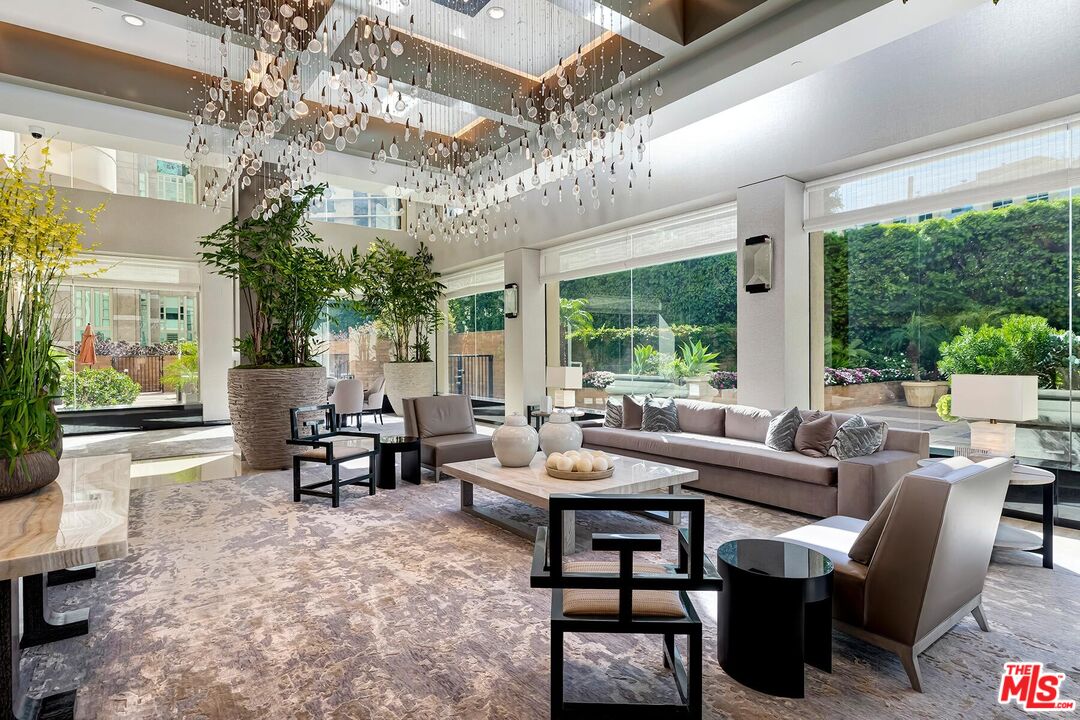 10560 Wilshire Blvd Unit: 1703