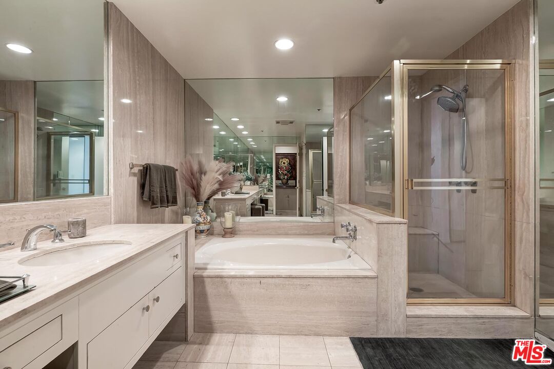 10560 Wilshire Blvd Unit: 1703