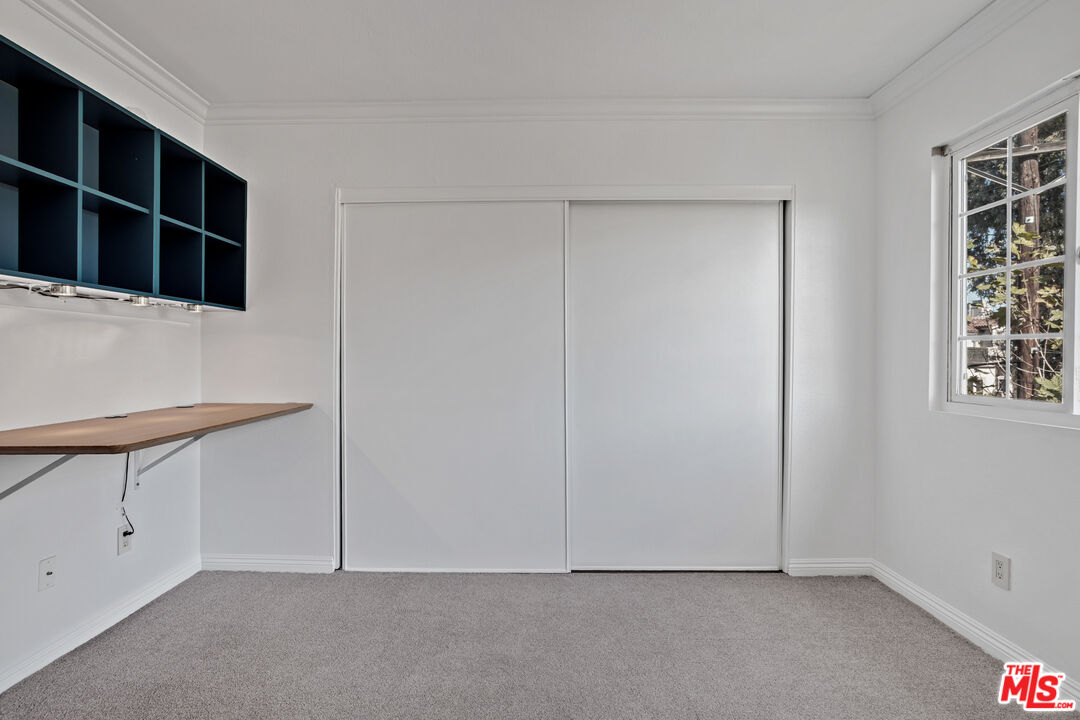 15002 Magnolia Blvd Unit: 4