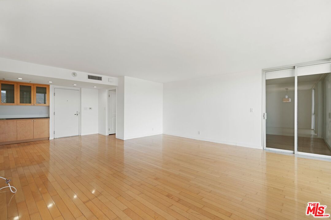 201 Ocean Ave Unit: 1705P