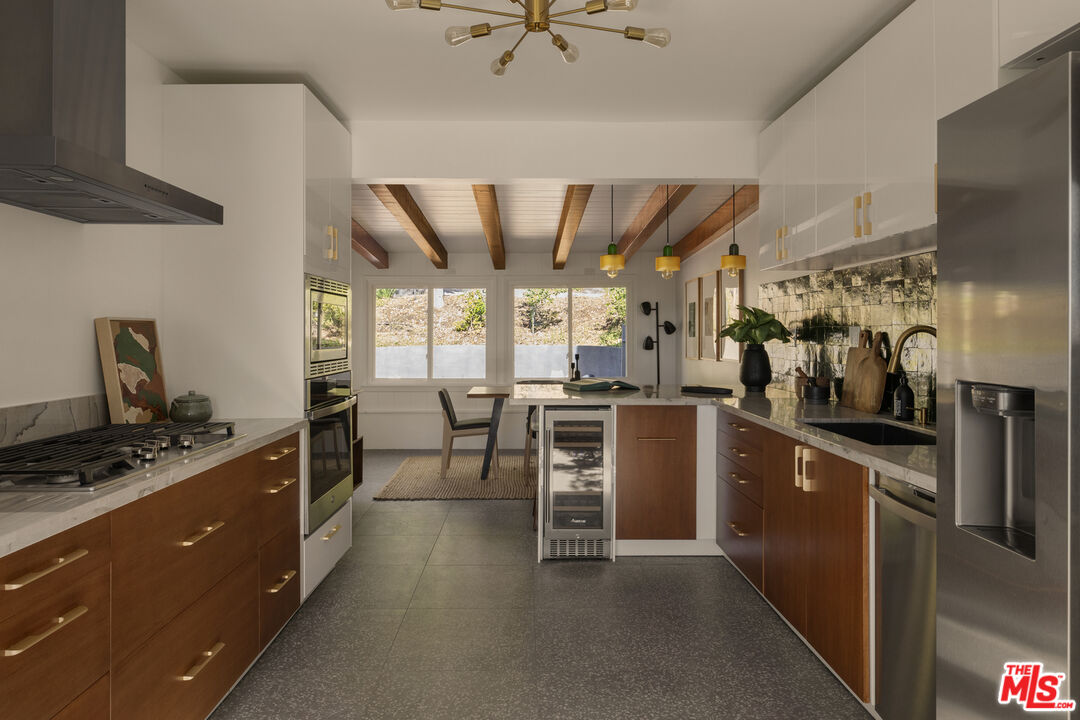 1611 Puebla Dr