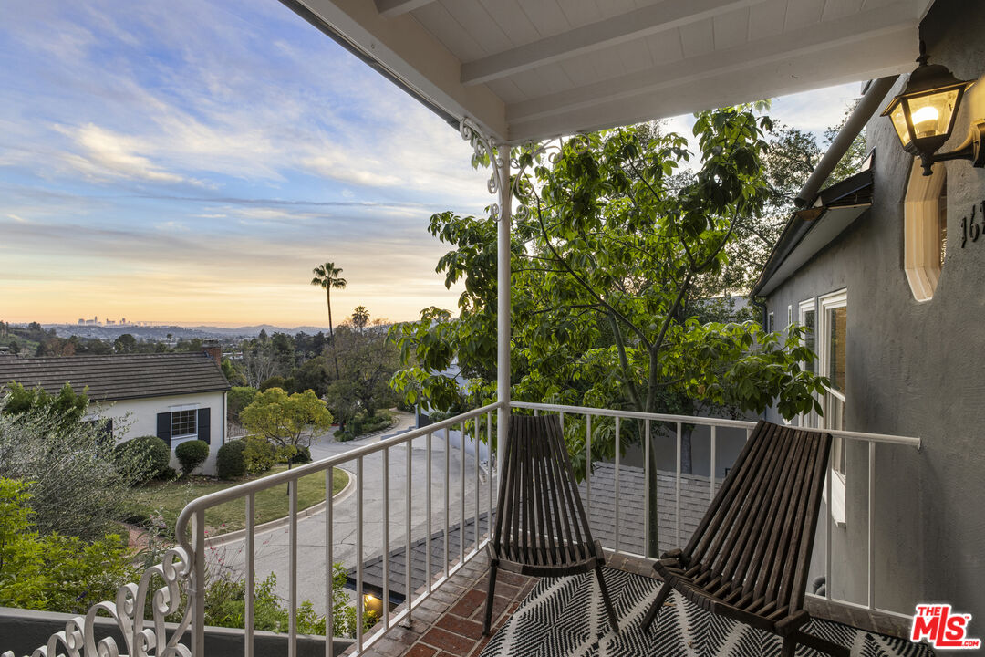 1611 Puebla Dr