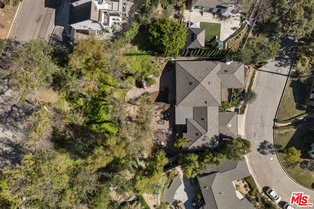 1611 Puebla Dr