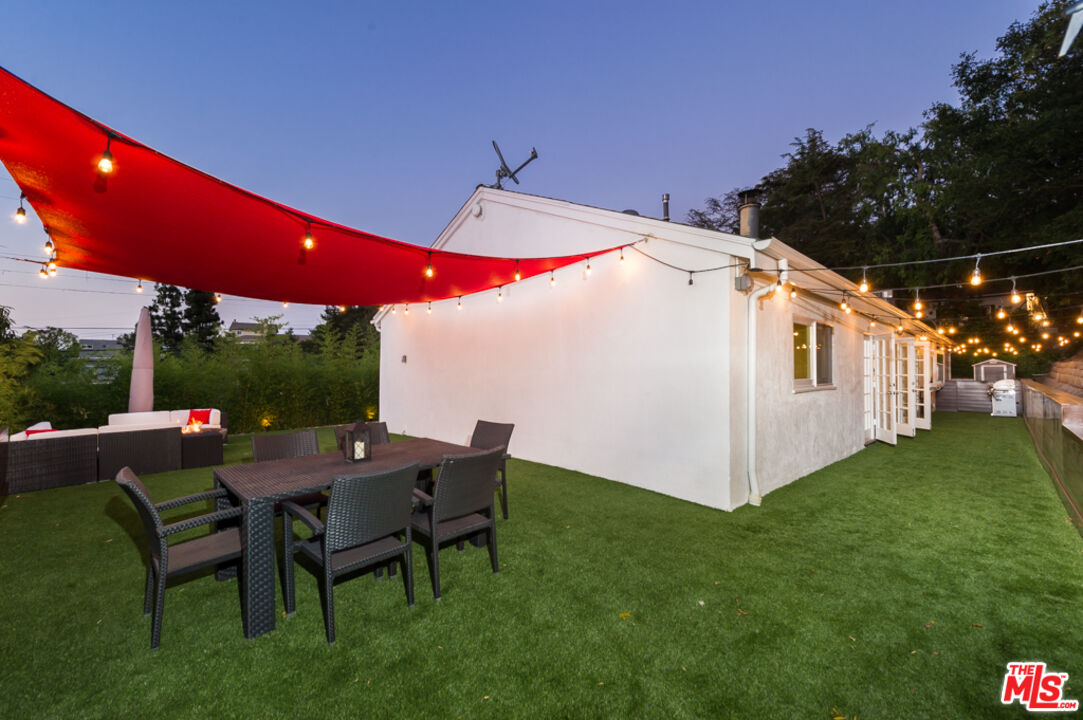 3401 Camino De La Cumbre