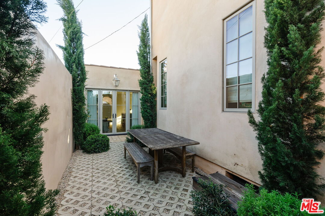 2640 Clyde Ave Unit: ADU