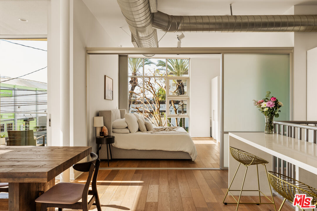 4080 Glencoe Ave Unit: 226