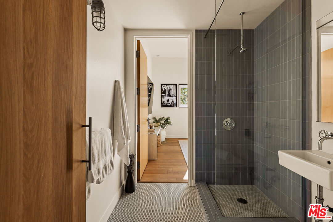 4080 Glencoe Ave Unit: 226