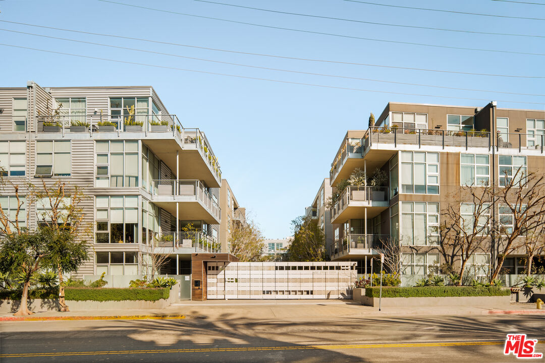 4080 Glencoe Ave Unit: 226