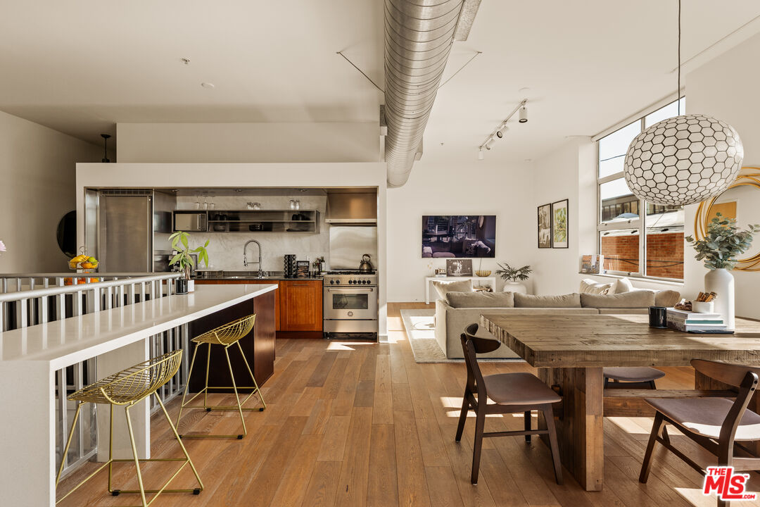 4080 Glencoe Ave Unit: 226