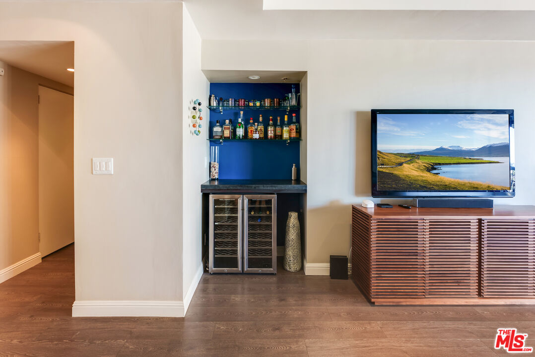 10790 Wilshire Blvd Unit: 404