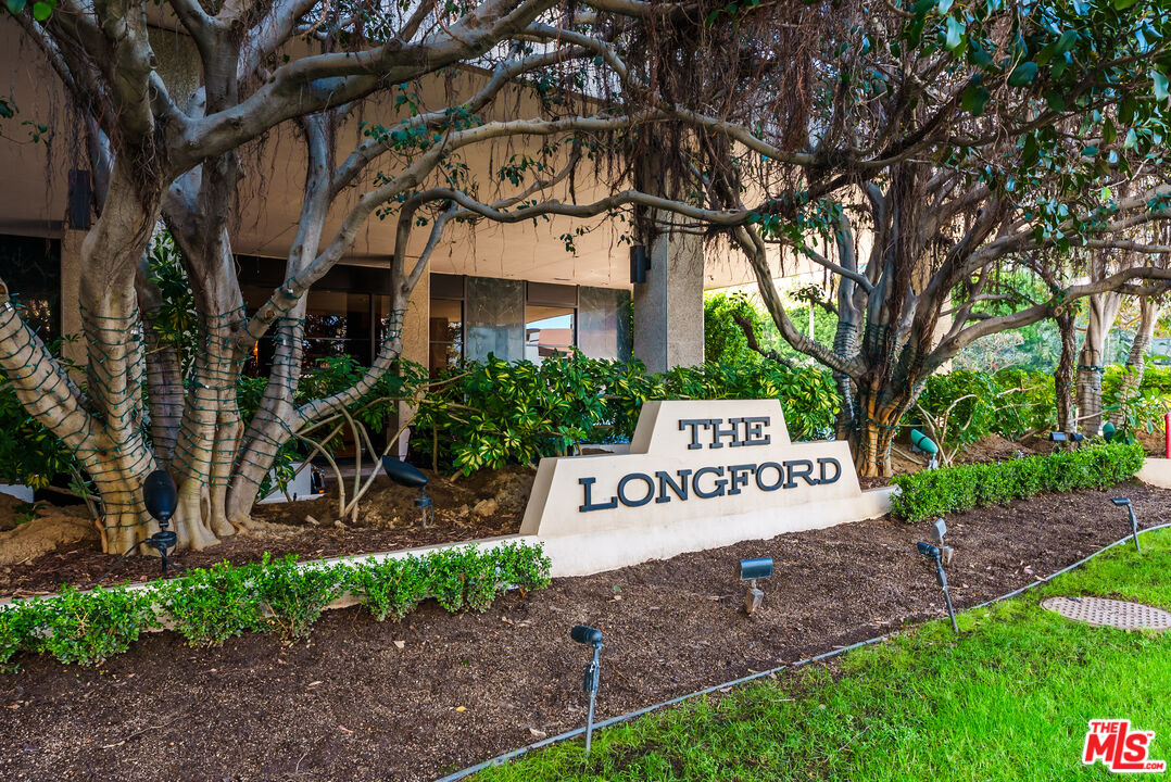 10790 Wilshire Blvd Unit: 404