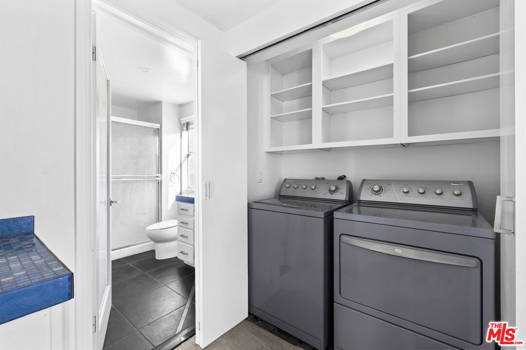 14347 Albers St Unit: 201