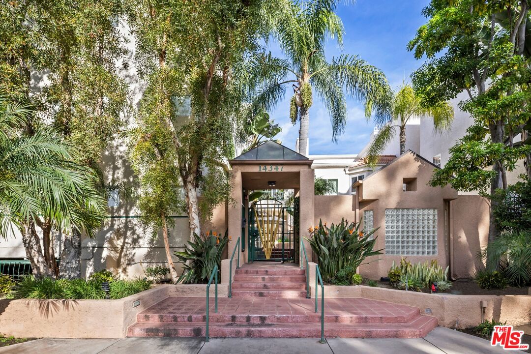 14347 Albers St Unit: 201