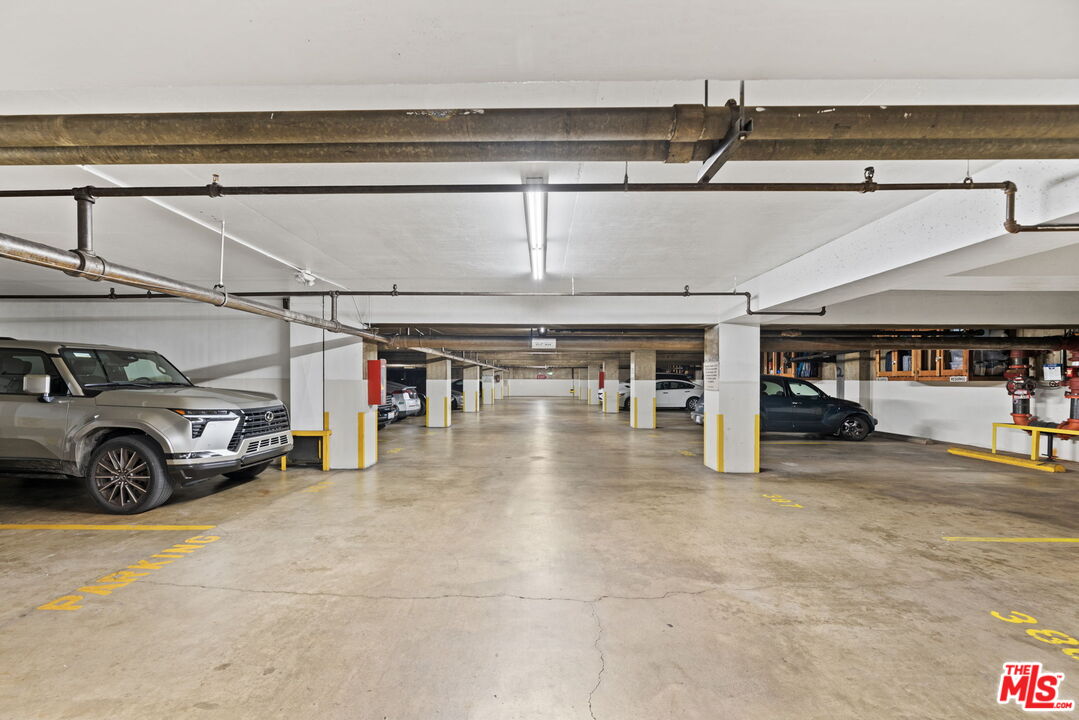 1155 N La Cienega Blvd Unit: 1002