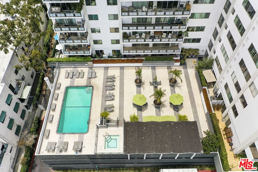 1155 N La Cienega Blvd Unit: 1002