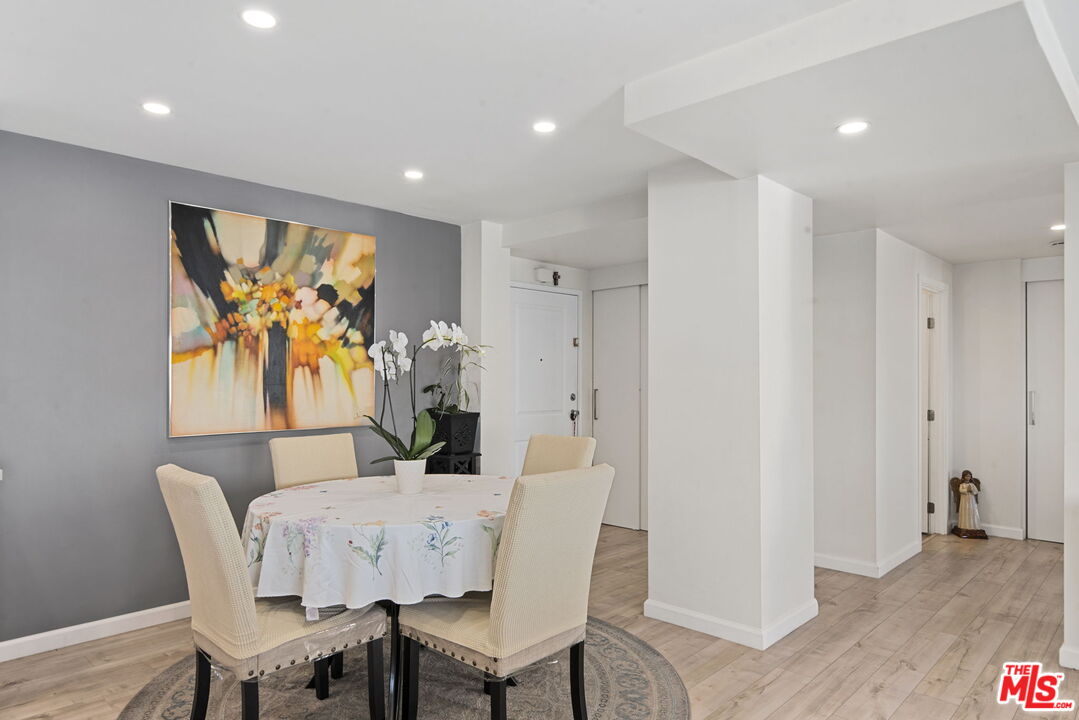 1155 N La Cienega Blvd Unit: 1002