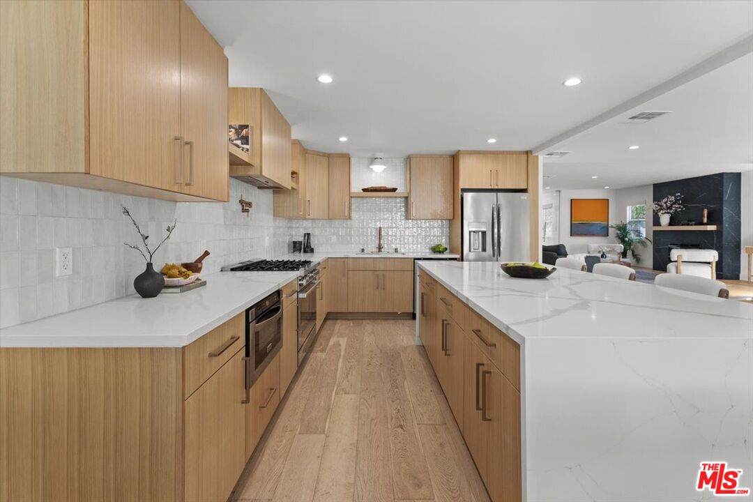 1607 S Spaulding Ave