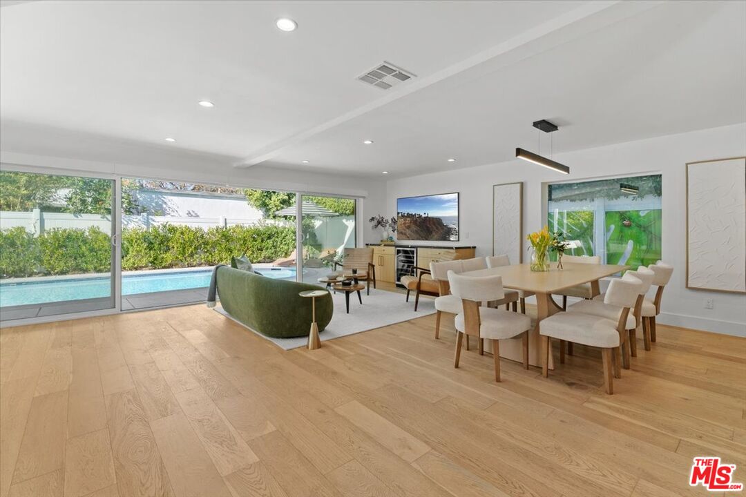 1607 S Spaulding Ave