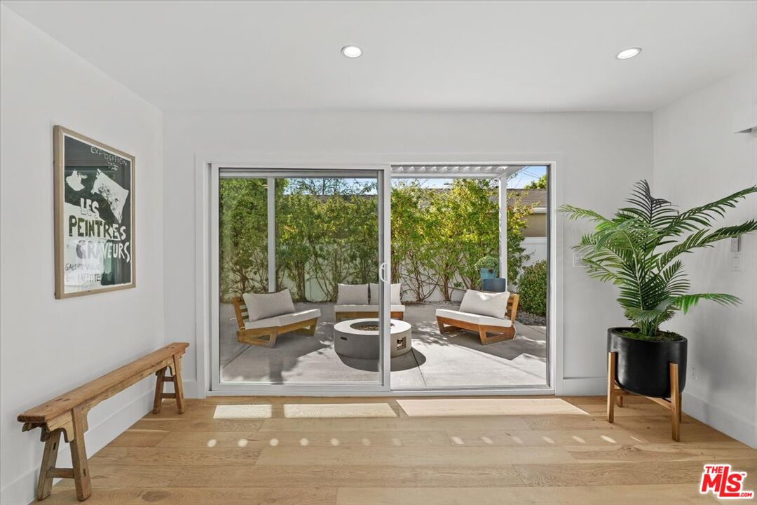 1607 S Spaulding Ave