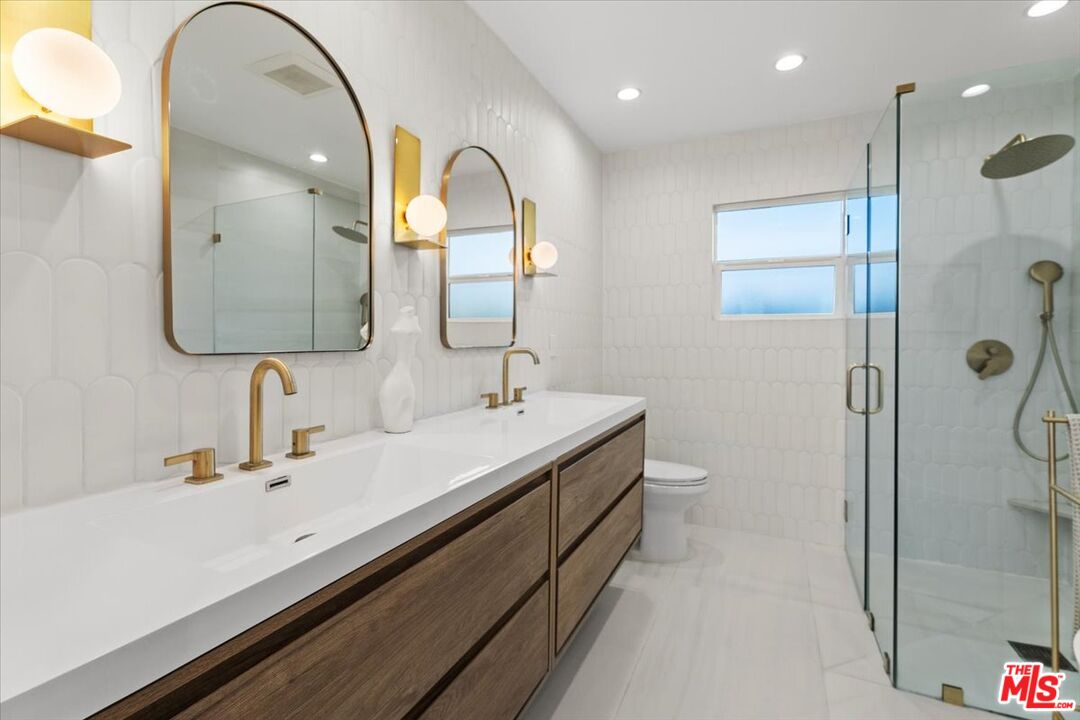 1607 S Spaulding Ave