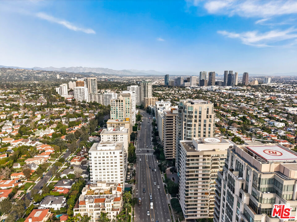 10777 Wilshire Blvd Unit: 208