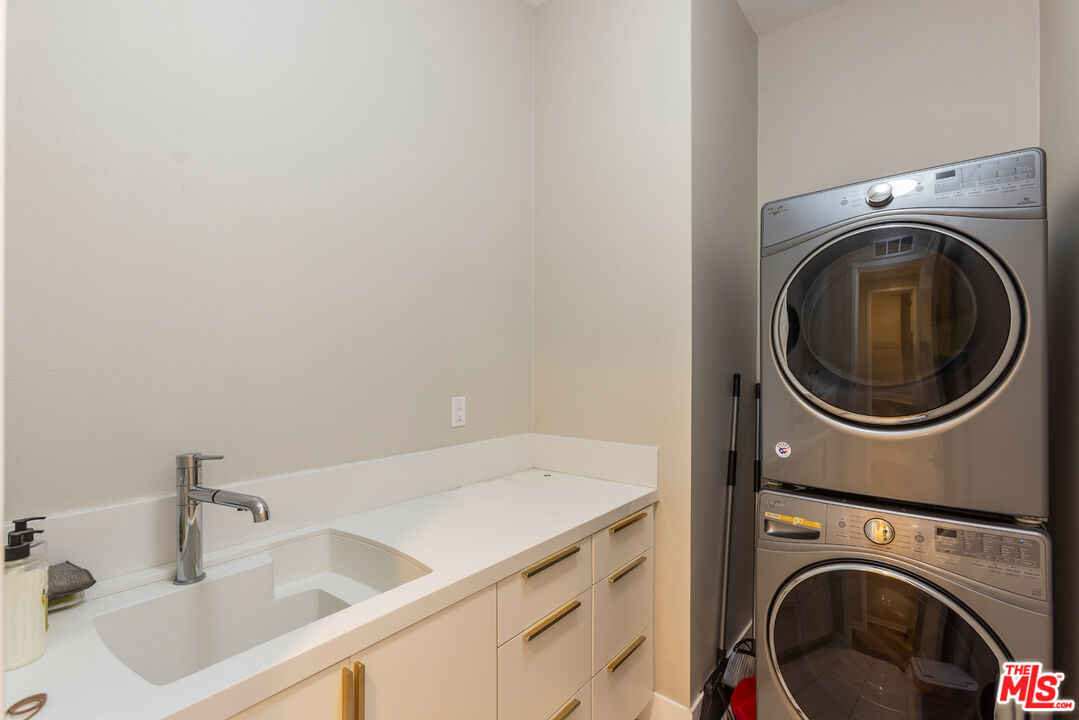 12615 W Seacoast Pl