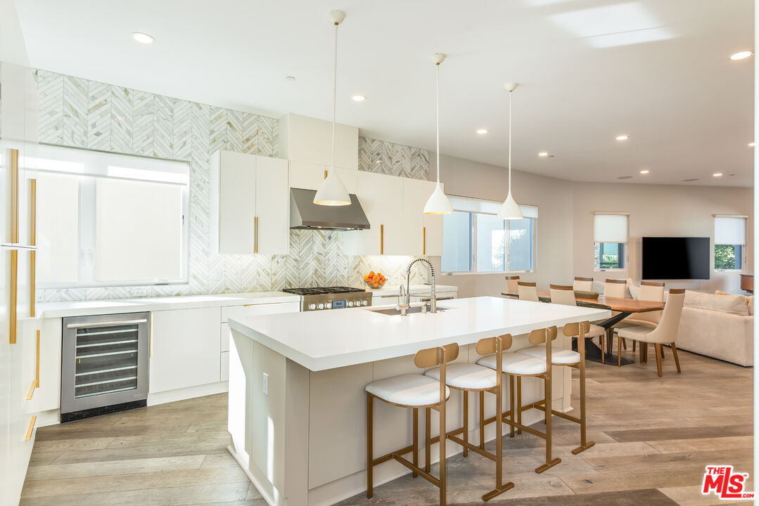 12615 W Seacoast Pl