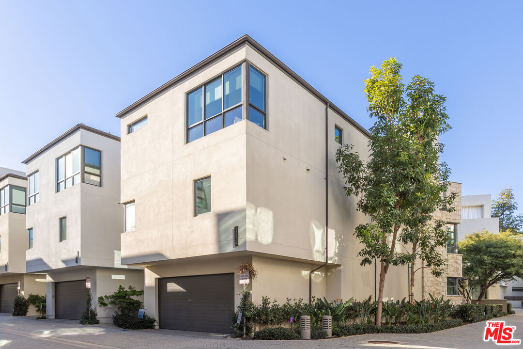 12615 W Seacoast Pl