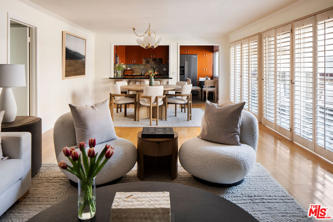 1121 N Olive Dr Unit: 201