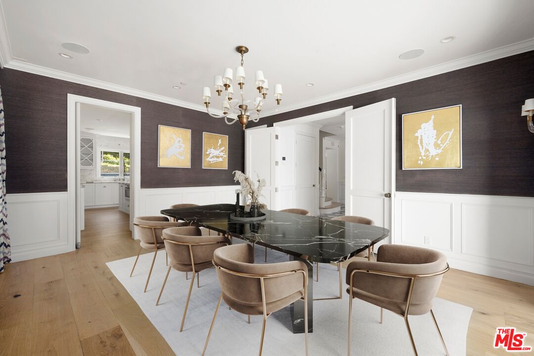 1214 Coldwater Canyon Dr