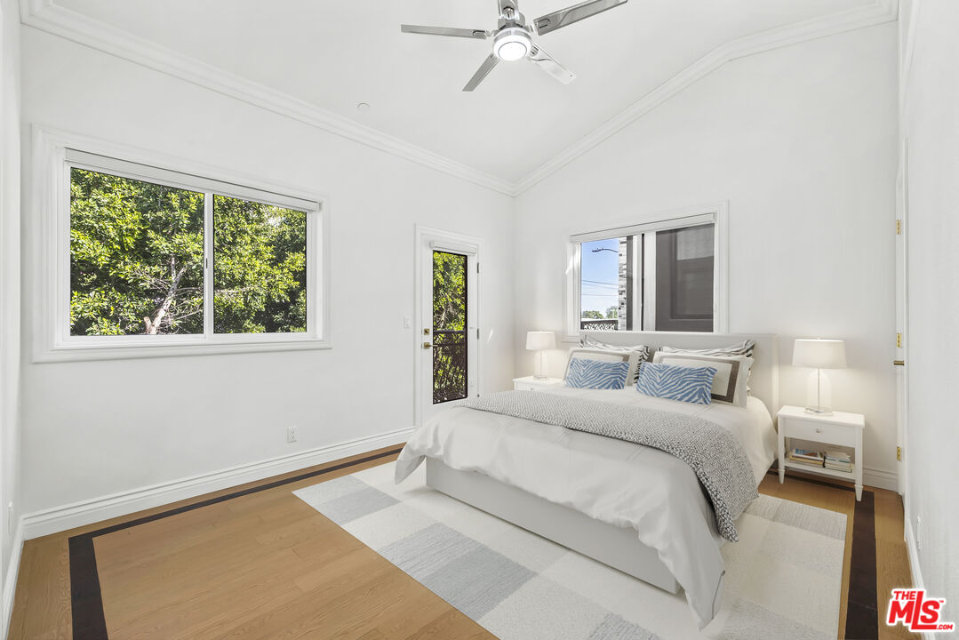 2017 S Centinela Ave Unit: B