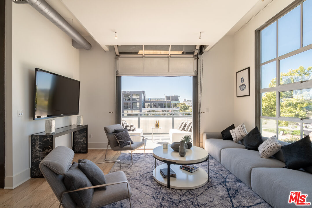 710 N Orlando Ave Unit: 201