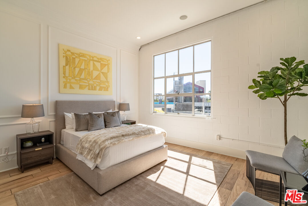 710 N Orlando Ave Unit: 201